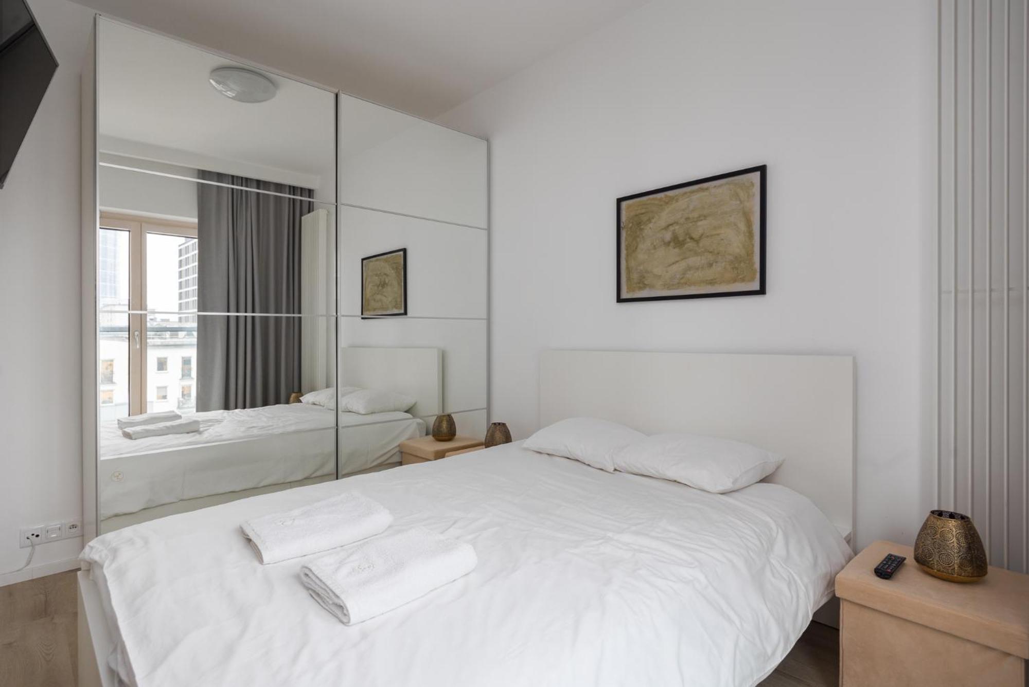 Vipwarsawapartments Onyx Mennica Residence 外观 照片